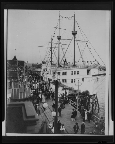 Ship Cafe, Venice, California