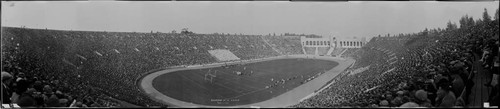 Football game, Stanford University and University of Southern California, Los Angeles Coliseum, Los Angeles. October 17, 1925