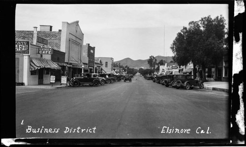 Business District, Elsinore, Cal