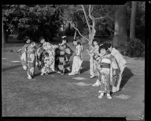 Japanese children's dance class, Santa Monica