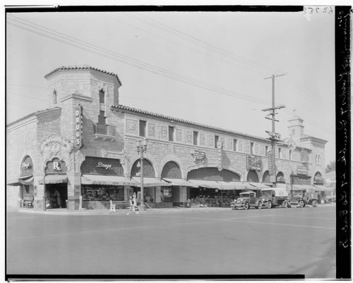 Sunset Boulevard, Hollywood, Los Angeles. 1932