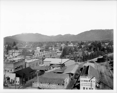 Historical view of Pasadena, seen from the chamber of commerce