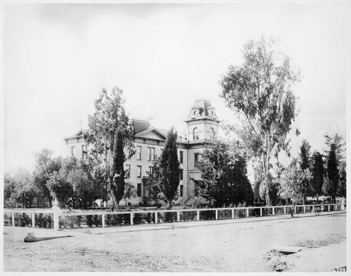 St. Vincent College, 6th & Broadway, Los Angeles, approximately 1885