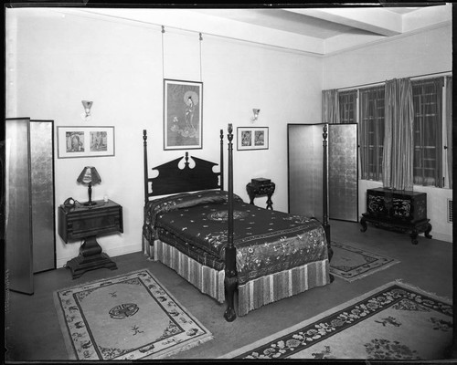 Bedroom in Grace Nicholson's private home in the Treasure House