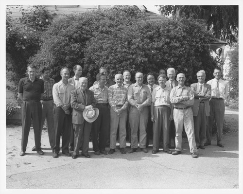 Group photograph of 17 members of Mount Wilson Observatory's staff, Santa Barbara Street, Pasadena