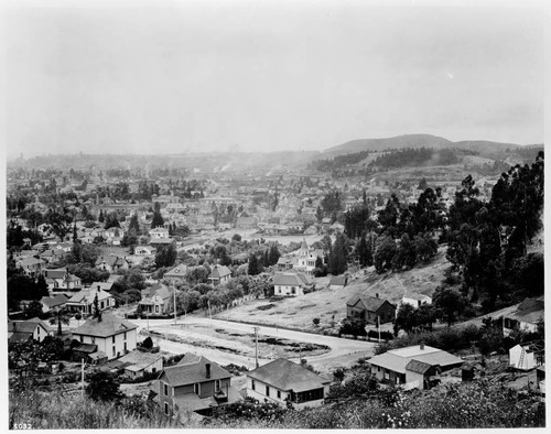 Lincoln Heights from head of Eastlake