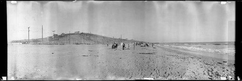 Beach scene, Palisades del Rey, Los Angeles. July 19, 1925