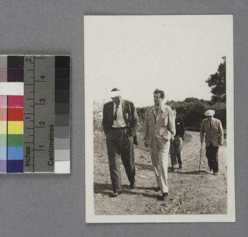 Edwin Powell Hubble, walking with Aldous Huxley, Christopher Isherwood and John Emerson