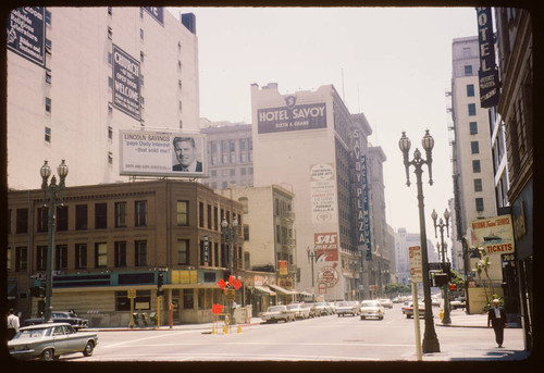 6th Street, from Hope Street to Grand Avenue