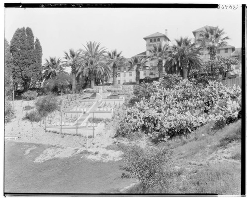 Raymond Hotel, 1200 South Fair Oaks, Pasadena. 1927