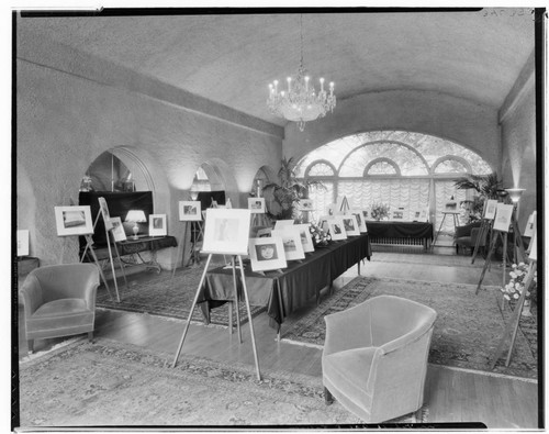 Huntington Hotel photography display, 1401 South Oak Knoll, Pasadena. 1934