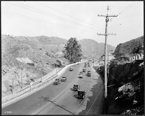 Cahuenga Pass Road, South from Summit