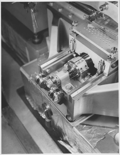 B' ruling engine, close up of the thrust bearing, at the Hale ...