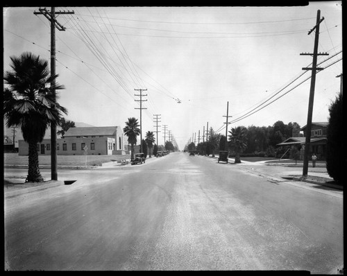 Washington and Holliston looking east. 1925