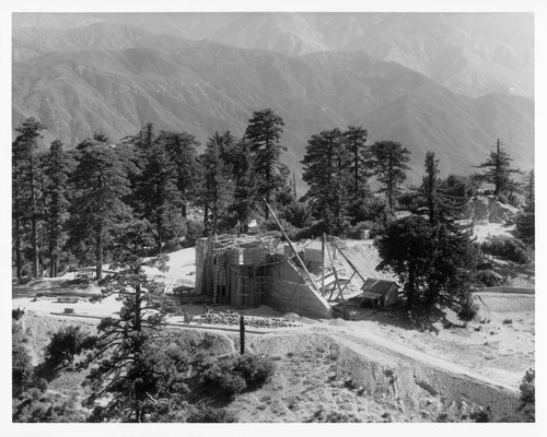 Construction of the foundation for the Hooker telescope, Mount Wilson Observatory