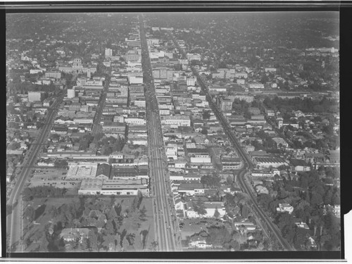 Aerial view facing east along Colorado Boulevard, Pasadena. 1949