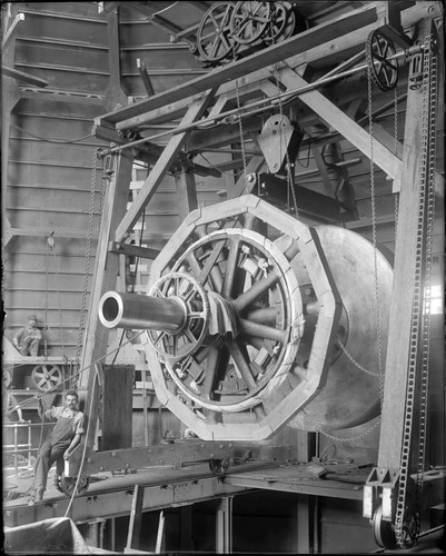 Polar axle and worm wheel of the 60-inch telescope, in the Mount Wilson Observatory's Pasadena workshop