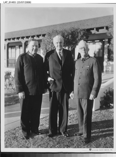 Harry Chandler with two Salvation Army officers