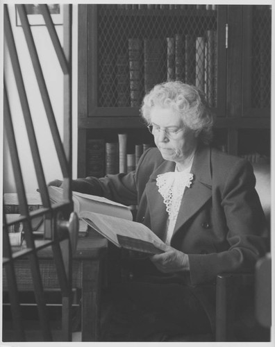 Elizabeth Connor, inside the Hale room, Mount Wilson Observatory Library, Pasadena