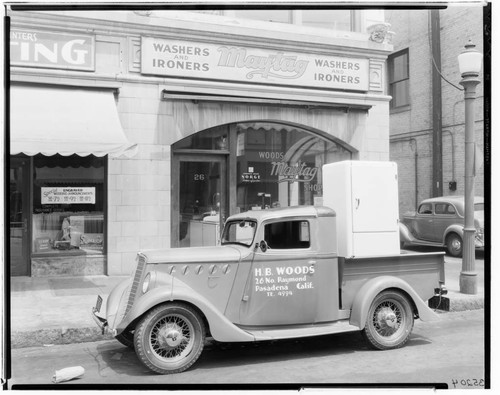 H.B. Woods Maytag Shop, 26 North Raymond, Pasadena. 1935