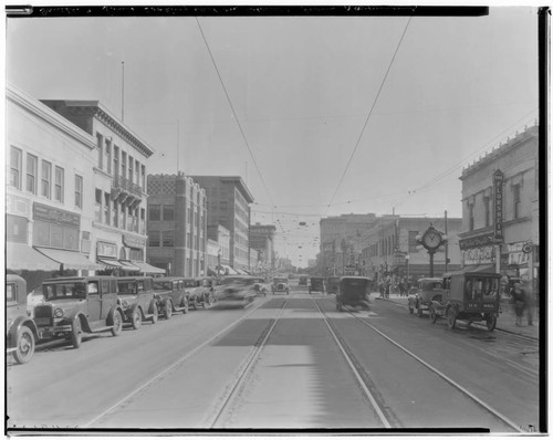 East Colorado looking east, Pasadena. 1929