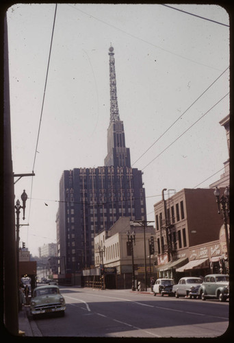 Wrecking of old buildings for Superior Oil Building