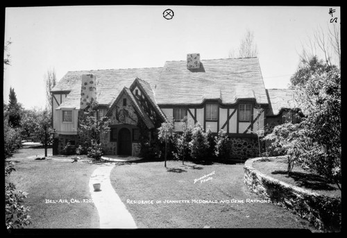 Residence of Jeannette McDonald [i.e. MacDonald] and Gene Raymond. Bel-Air, Cal