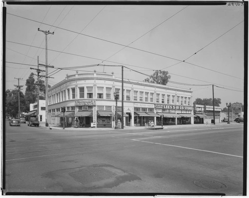 California Pharmacy, 575 South Lake, Pasadena. 1941