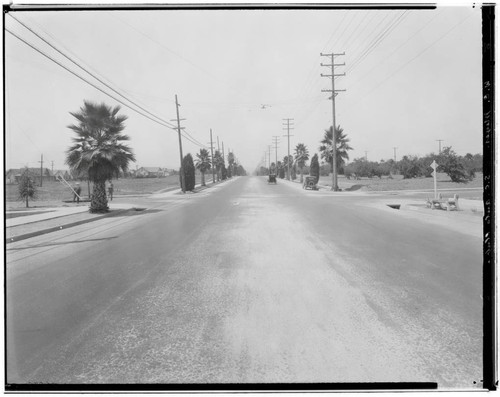 Washington and Holliston looking west, Pasadena. 1925