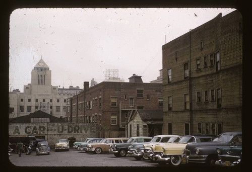 Figueroa Street between 5th and 6th Streets