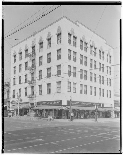 Liggett's Drug Store, 1 East Colorado, Pasadena. 1930