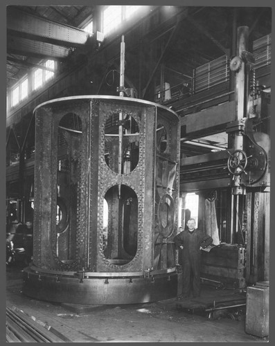 Main section of 100-inch telescope tube at Fore River Shipyard, Quincy, Mass