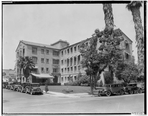 Barcelona Apartments, 85 North Madison, Pasadena. 1928