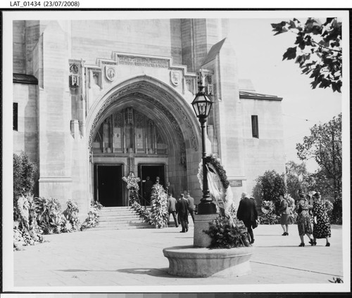 Harry Chandler funeral - exterior view of First Congregational Church