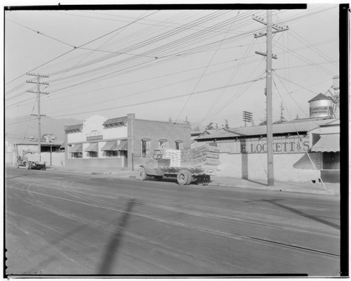 E. Lockett and Son building materials, 552 South Raymond, Pasadena. 1931