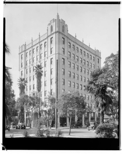 Professional Building, 65 North Madison, Pasadena. 1925