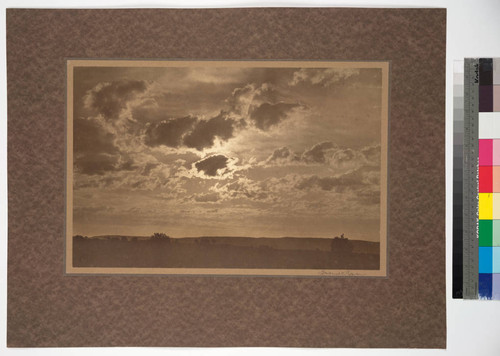 Cloud effect on the edge of the Painted Desert of Arizona