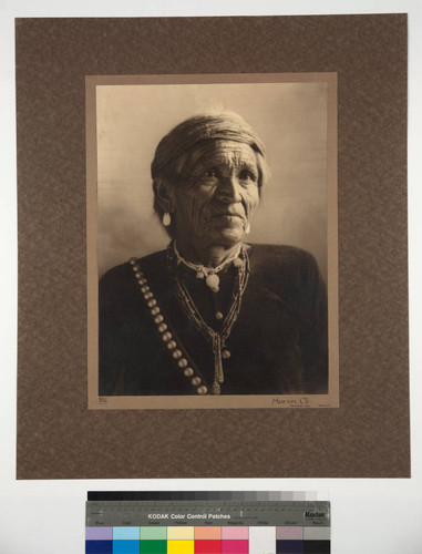 Hos-tin Cli. Medicine Man. Navajo