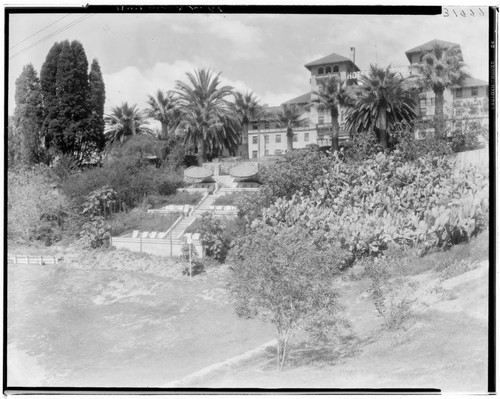 Raymond Hotel, 1200 South Fair Oaks, Pasadena. 1929