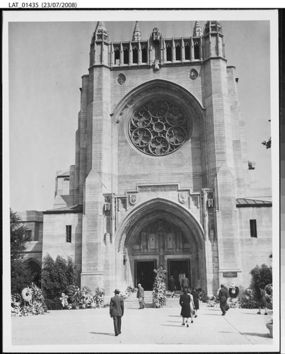 Harry Chandler funeral - front view of First Congregational Church