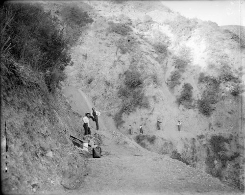 Construction workers and rock slide on Mount Wilson toll road