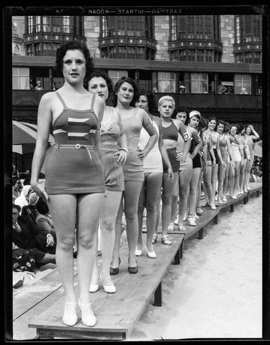 Beauty Contestants in front of Deauville Club in Santa Monica