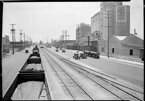 Southern Pacific Railroad lines and Alameda St., Los Angeles. 1930