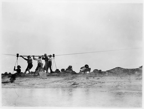 Wire ferry over the Colorado Chiquito (Little Colorado)