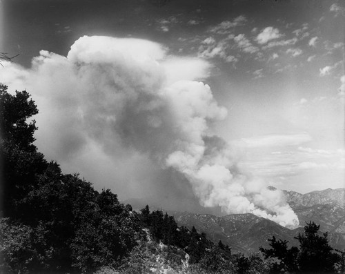 Smoke from fire in Devil's Canyon, Mount Wilson