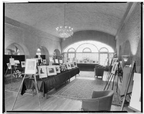 Huntington Hotel photography display, 1401 South Oak Knoll, Pasadena. 1934