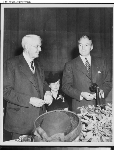 Acknowledgment of Harry Chandler's service at Los Angeles Times