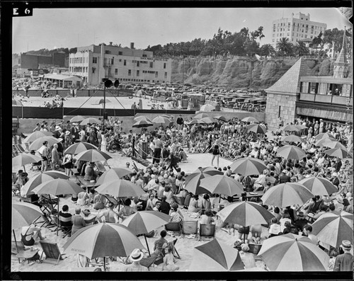 Santa Monica Deauville Club beauty show