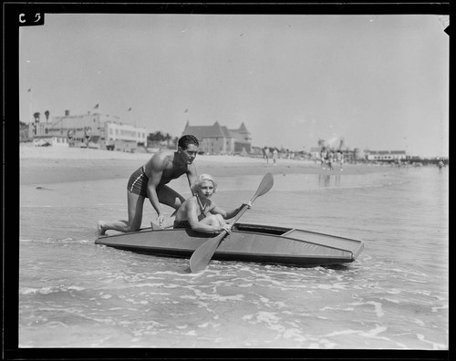 Dorothy Poynton Hill and husband in kayak, Santa Monica