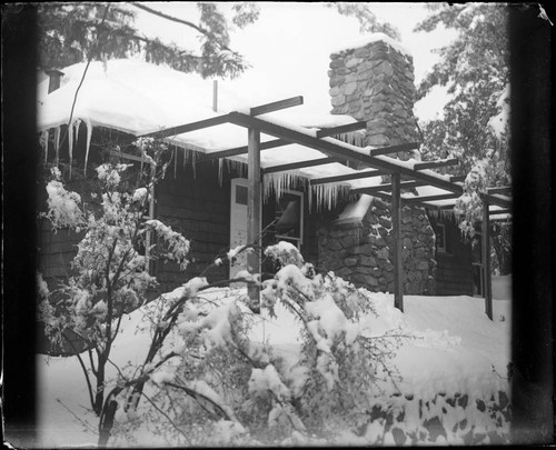 Hooker cottage after a snowfall, Mount Wilson